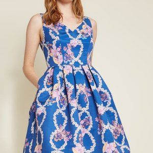 MidCloth fit and flare dress with pockets!